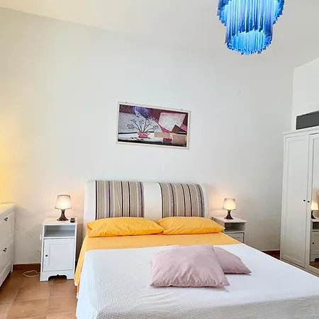 Marina * 特罗佩阿