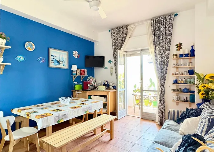 Marina Semesterbostad Tropea